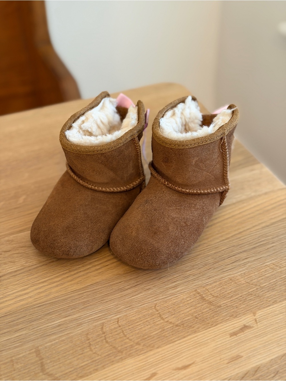 UGG Kids Brown Shearling-Lined Booties with Pink Accent